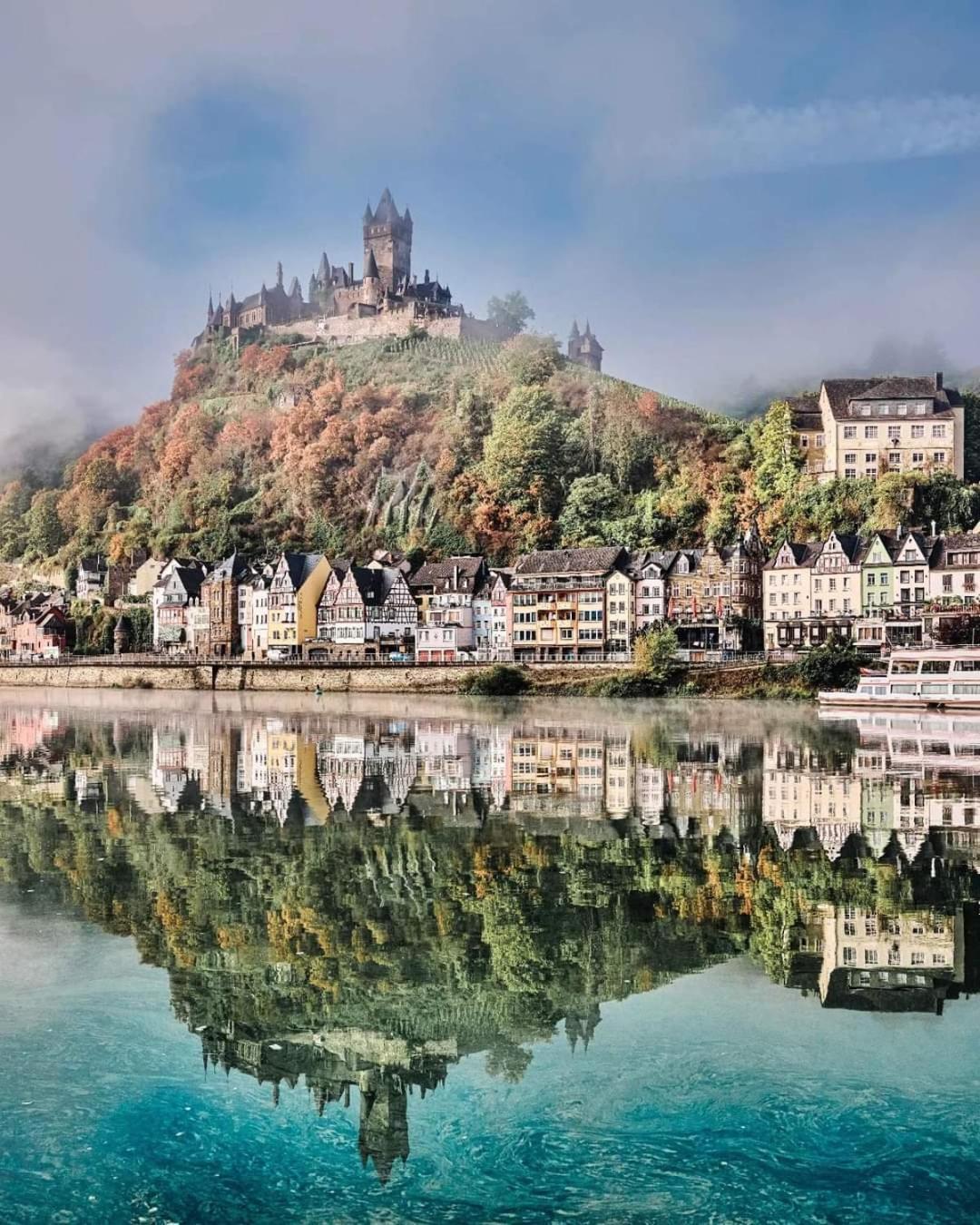 Haus Burgfrieden Cochem Hotel Exterior photo